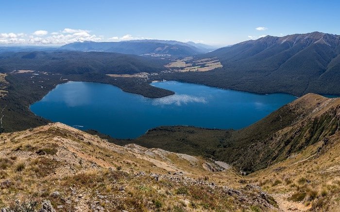 New Zealand’s Blue Lake: The Clearest Water in the World